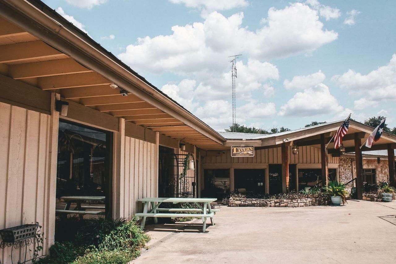 The Lodge At Cypress Falls Wimberley Exterior photo